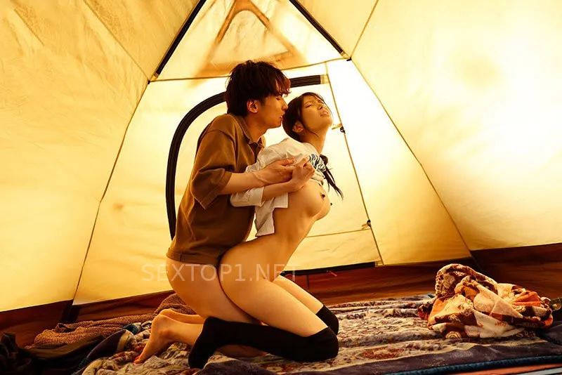 Thanh niên khốn nạn xxx con ghệ thằng bạn thân trong chuyến đi cắm trại